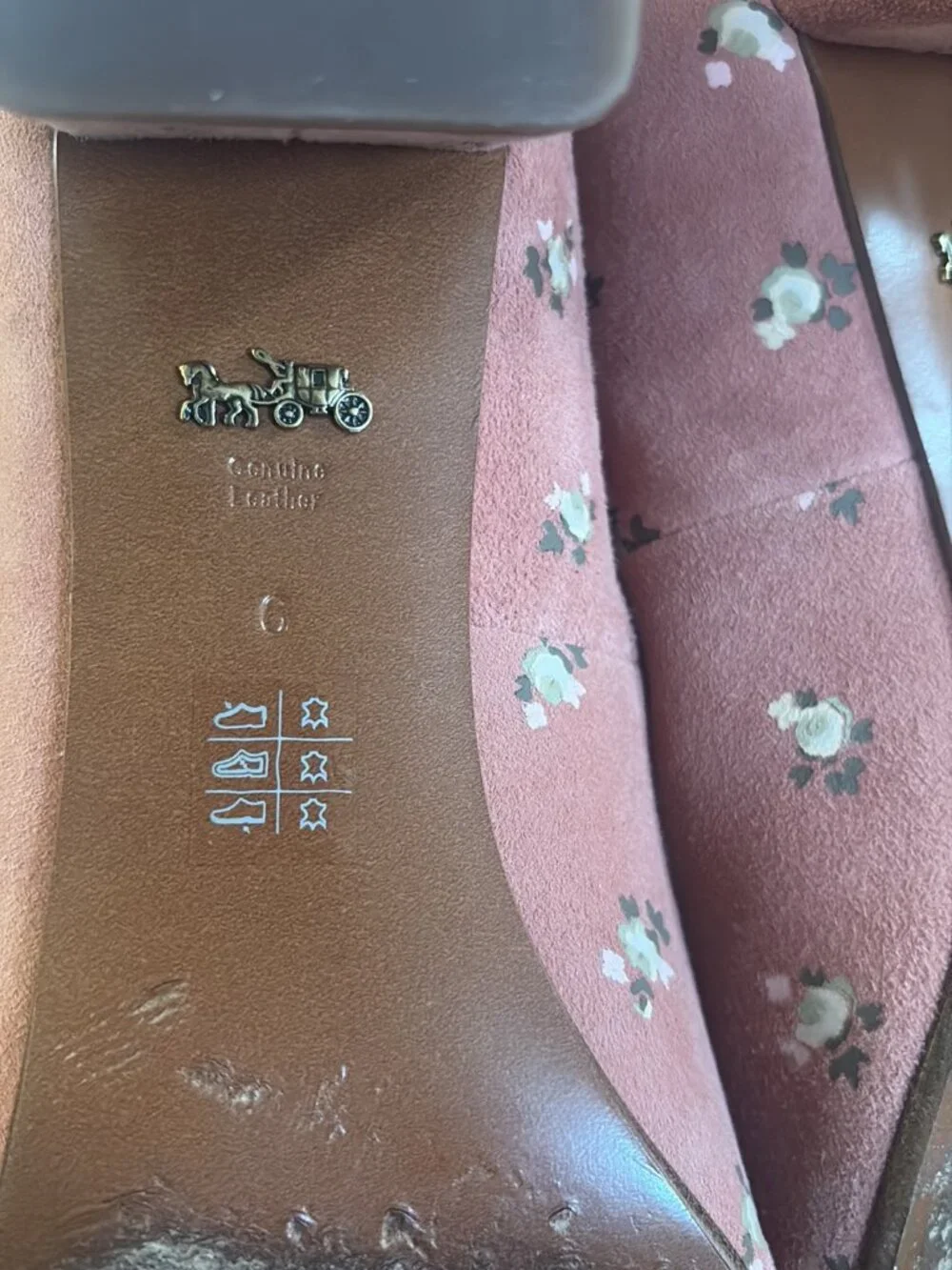 Coach Seude Pump With Prairie Print - Picture 8 of 10